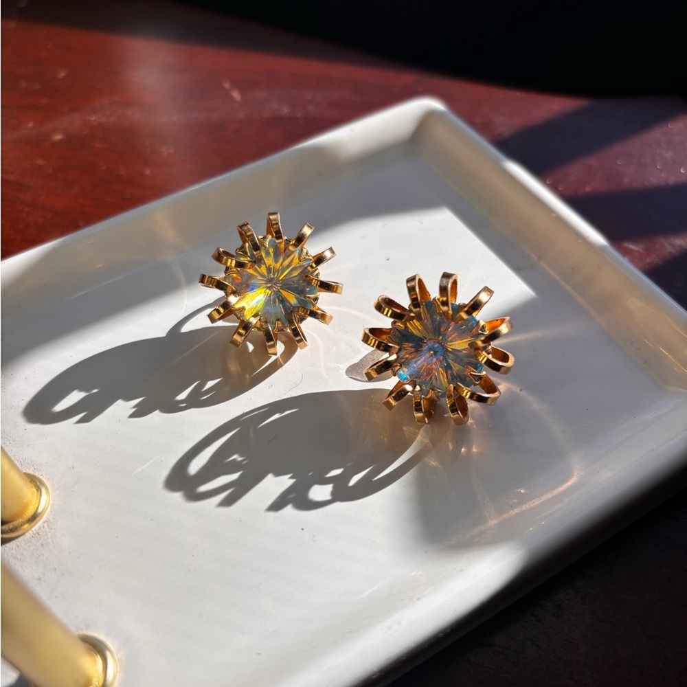 Sarah Coventry Mystic Blue Gold Tone Clip-On Earrings